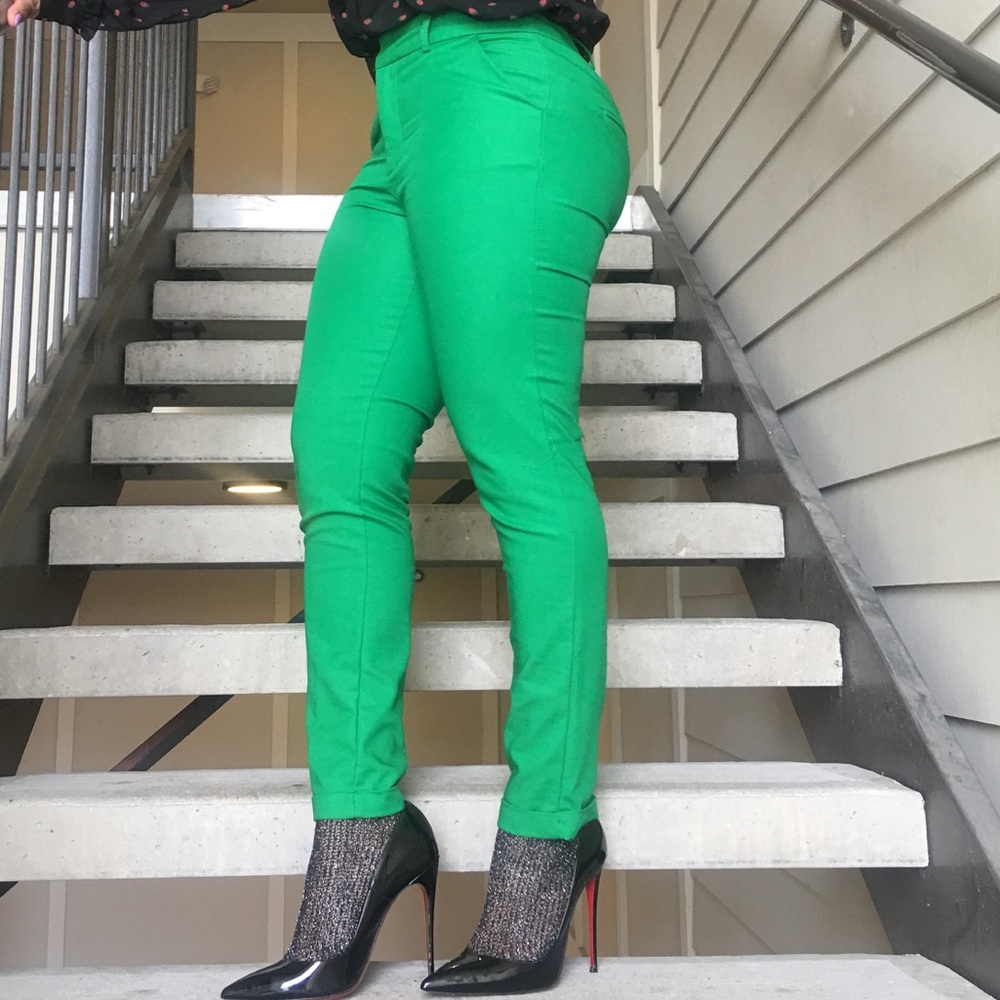 Kelly Green cuffed dress pants